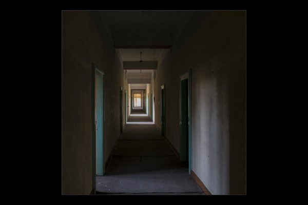 Luminance 2019_Christian BORAWSKI-Au fond du couloir-1