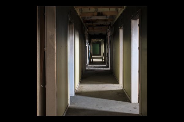 Luminance 2019_Christian BORAWSKI-Au fond du couloir-5